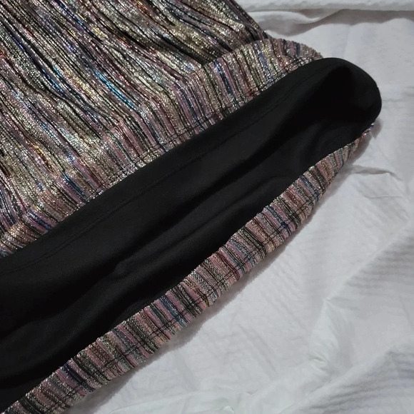 Julia Jordan V-Neck Metallic Stripe Mini Dress, Long Sleeve, Lined, size 4, EUC! - Picture 9 of 13